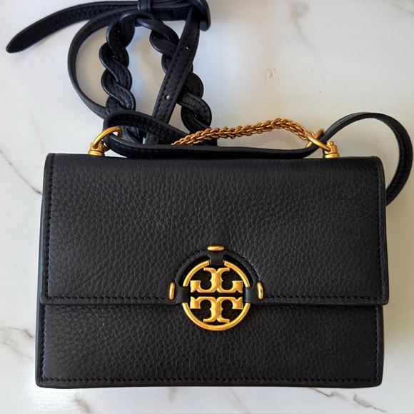 Tory Burch Black Shoulder Bag with Gold Chain - Picture 3 of 5